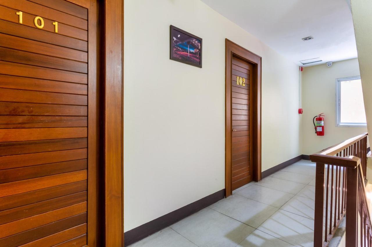 Oyo 1093 De Nawarat Chiang Mai Boutique Apartment Экстерьер фото