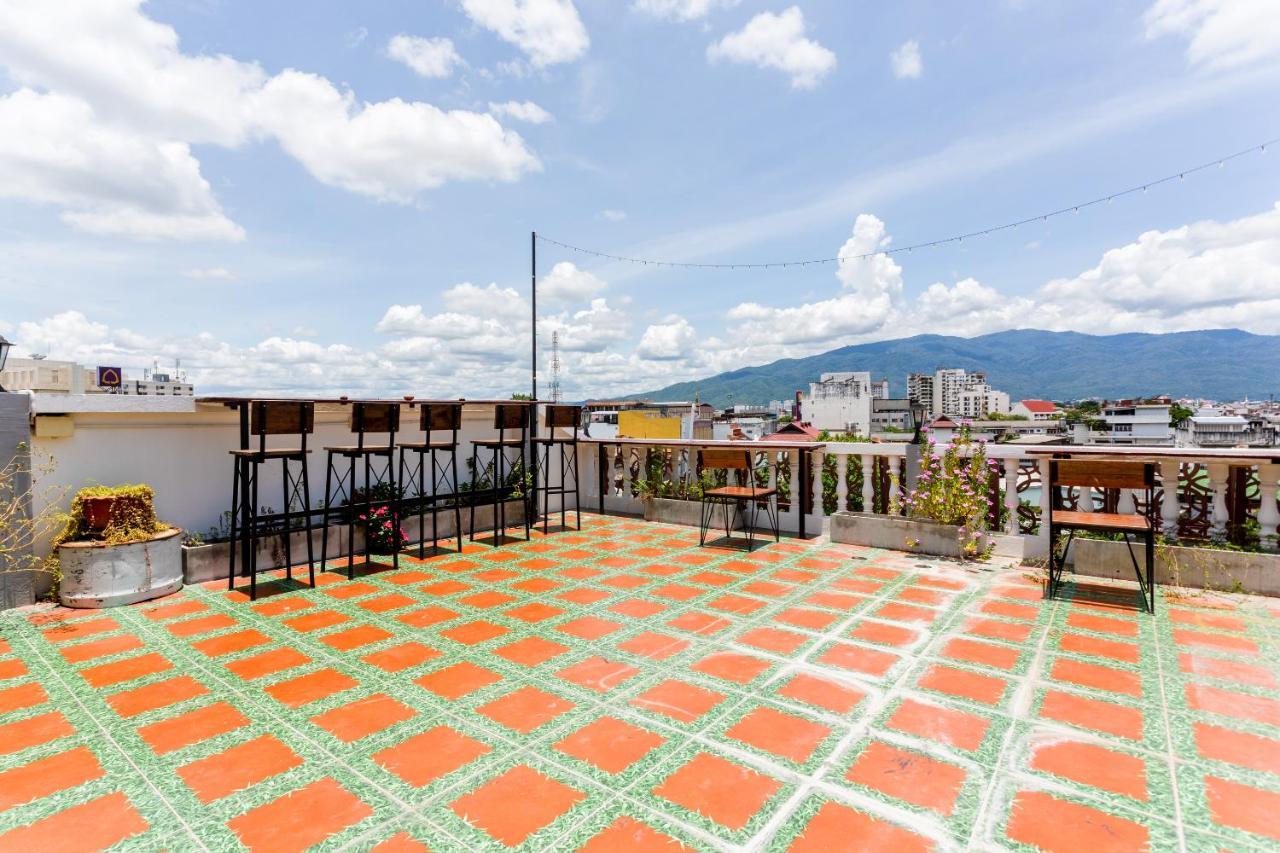 Oyo 1093 De Nawarat Chiang Mai Boutique Apartment Экстерьер фото